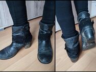 Viele getragene sexy Stiefel, Stiefeletten, Overknee Stiefel, Winterstiefel Keilabsatz - Pfarrkirchen