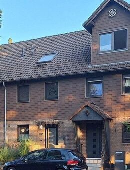 Gepflegtes Reihenhaus mit Garage in Oberhausen-Lirich - Oberhausen