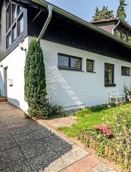 MANNELLA *Zweifamilienhaus: Beide Wohnungen sofort bezugsfrei* Wohnen oder Vermieten in Bestlage. - Königswinter