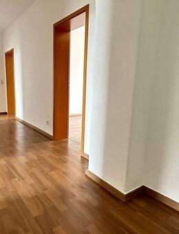 frei ab 1.2.26 / 3. OG ! Balkon - großer Wohn- und Schlafbereich - Tageslichtbad ! - Chemnitz