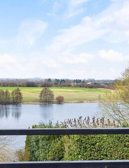 Bezugsfreie Wohnung mit Seeblick in Scharbeutz! Balkon, Stellplatz und Schwimmbad inklusive! - Scharbeutz