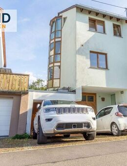 Ihr Traumprojekt: Maisonettewohnung in Doppelhaushälfte mit großem Garten & Terrasse sucht Sie! - Korntal-Münchingen