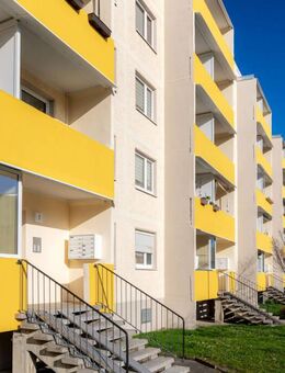 Was will man mehr - 3 Räume, Wanne, Balkon! - Halle (Saale)