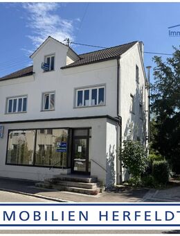Teilrenoviertes Anwesen mit viel Ausbaupotenzial sucht Handwerker, Investor oder Fam. mit Platzbed. - Kirchheim (Schwaben)