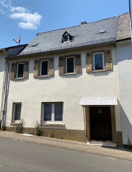 Reihenmittelhaus in Hochstetten-Dhaun, Ortsteil Schloss, in der Nähe des Schloss Dhaun - Hochstetten-Dhaun