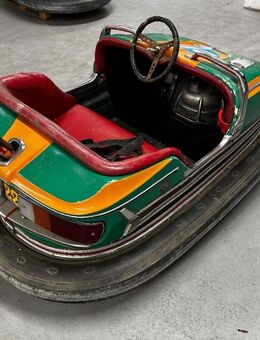 Unterstellen eines Autoscooter - Leinfelden-Echterdingen