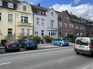 Chice Altbauwohnung im 3-Parteienhaus - 3 Zimmer + Wohnküche - Düsseldorf