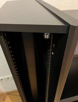 Stylisches HiFi Rack - Oberhausen