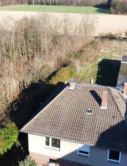 Direkte Lage am Feld mit Zugang zum Weißer Rheinbogen - Köln