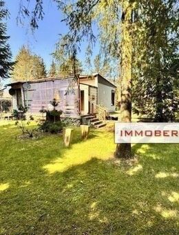 IMMOBERLIN.DE - Herrliches Wochenend- & Freizeitgrundstück mit Bungalow in naturschöner Lage - Grünheide (Mark)