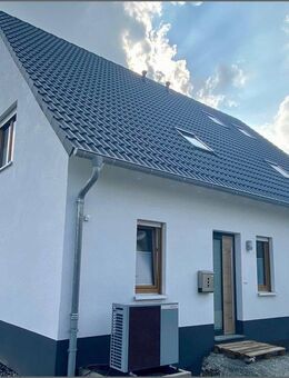 Familienfreundliche Neubau-Doppelhaushälfte im Werler Süden - Werl