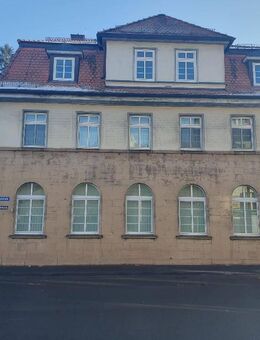 Wohn- und Geschäftshaus in der thüringischen Stadt Zella-Mehlis - Zella-Mehlis