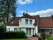 Großzügiges Einfamilienhaus mit Garten und Doppelgarage in ruhiger Lage - Leichlingen (Rheinland, Blütenstadt)