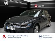 VW Golf, 1.0 Life eTSI KlimaA, Jahr 2023 - Regensburg