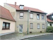 Entfalten Sie Ihr Potenzial: Einfamilienhaus für kreative Köpfe in Ballenstedt zu vermieten! (Handwerkerobjekt) - Ballenstedt