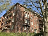 Sehr ruhig belegene, vermietete 2,5 Zimmer DG Wohnung, ca. 58,51 m², in HH Eppendorf - Hamburg