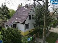 Liebevoll erhaltenes, unterkellertes Einfamilienhaus in sehr schöner Lage - Neuenhagen (Berlin)
