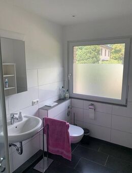 Helle 3-Zimmer-Wohnung mit Garten in Hamburg Sasel - Hamburg