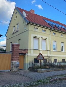 Herrschaftliches Wohnhaus mit landwirtschaftlichen Gebäuden - Nienburg (Saale)
