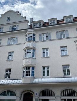 Altbau * 3 Zimmerwohnung * WG geeignet * Sendling - München