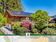 KENSINGTON - Exklusiv - Nachhaltiges Wohnen am Tegernsee: Doppelhaushälfte in Bad Wiessee mit brandneuer Photovoltaikanlage - Bad Wiessee