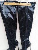 1Paar elegante Stiefel im schwarzen Lack design,Größe 37 mit 12cm Absatz in 63128