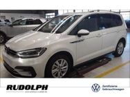 VW Touran, 2.0 TDI Comfortline, Jahr 2024 - Leuna