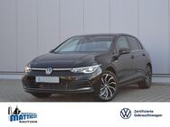 VW Golf, 1.5 VIII Style 17-ZOLL BUS, Jahr 2022 - Bautzen