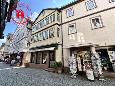 Charmantes ensemblegeschütztes Wohn- und Geschäftshaus in der historischen Wertheimer Altstadt