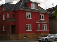 Gepflegtes Dreifamilienhaus in Saalfeld zur Selbstnutzung oder Neuvermietung - Saalfeld (Saale)
