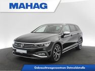 VW Passat Variant, 2.0 TDI Alltrack IQ Light HarmanKardon, Jahr 2022 - München