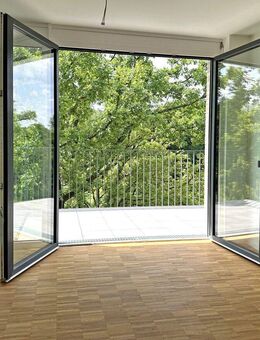 Barrierefrei & sofort bezugsfertig: Komfortable 2-Zimmer-Wohnung mit Balkon im 3. OG in Pinneberg - Pinneberg