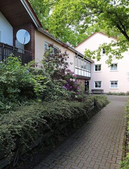 Wohnen in Seniorenwohnanlage in Ehmen // 1.OG Wohnung 5 - Mindestalter 60 Jahre + WBS erforderlich! - Wolfsburg