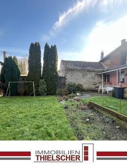 Großzügiges Wohnhaus mit zwei Anbauten und weitläufigem Grundstück - Übach-Palenberg