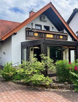 Mainz-Kastel: Ein XXL-Einfamilienhaus mit Wintergarten in familienfreundlicher Lage - bereits freigestellt! - Wiesbaden