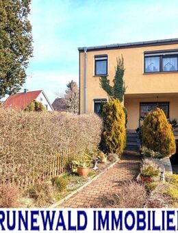 Jetzt wieder verfügbar! Sanierungsbedürftiges Endreihenhaus in begehrter Wohnlage. - Eisenberg (Thüringen)