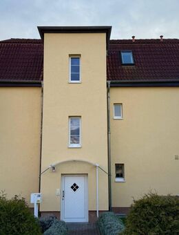 Kleines Juwel in Merseburg - Einraum Dachgeschosswohnung mit Balkon + Garten - Merseburg