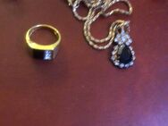 Set Ohrringe Kette Ring zu verschenken Versand aus Dresden - Berlin