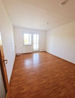 3-Raumwohnung mit Wanne und Weitblick - Grimma