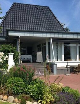 Wohnen wo andere Urlaub machen - Freistehendes Architektenhaus mit zusätzlichen Einliegerwohnungen - Cuxhaven