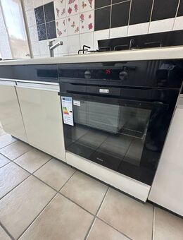 TOP 2 ZIMMER WOHNUNG IN KREFELD LINN (RHEINNÄHE) - Krefeld