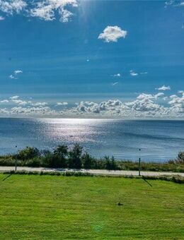 Einmaliger Meerblick - Ferienwohnung in Toplage direkt am Strand von Großenbrode - Großenbrode