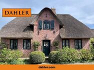 Ansprechendes reetgedecktes Friesenhaus auf Föhr - Oevenum