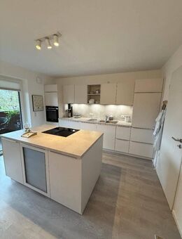 Modern & Energiesparend: KfW-40+ nahe Zentrum - Einzug 01/02/2026 - Loxstedt