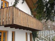 Charmante Doppelhaushälfte mit Chalet Charakter - Vogt