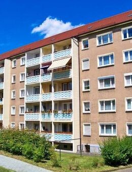 Helle 4-Zimmer-Wohnung mit Balkon - Nossen
