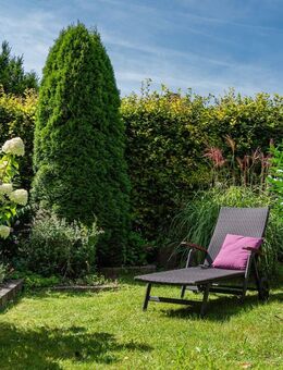 Schick renovierte 3-Zi-EG-Wohnung mit Garten, Hobbyraum und TG-Stellplatz - Bad Tölz