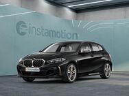 BMW M135, i xDrive 5T Sportpaket Hifi, Jahr 2020 - München