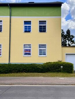 HORN IMMOBILIEN ++ Erdgeschoss Eigentumswohnung mit Terrasse, Garten, Garage und Stellplatz - Tantow