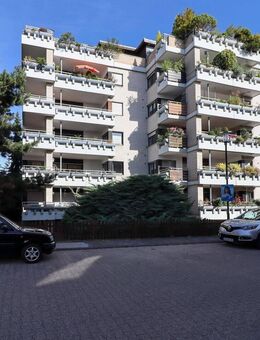 Helle 3-Zimmer-Wohnung mit großzügiger Loggia in Grevenbroich - Grevenbroich